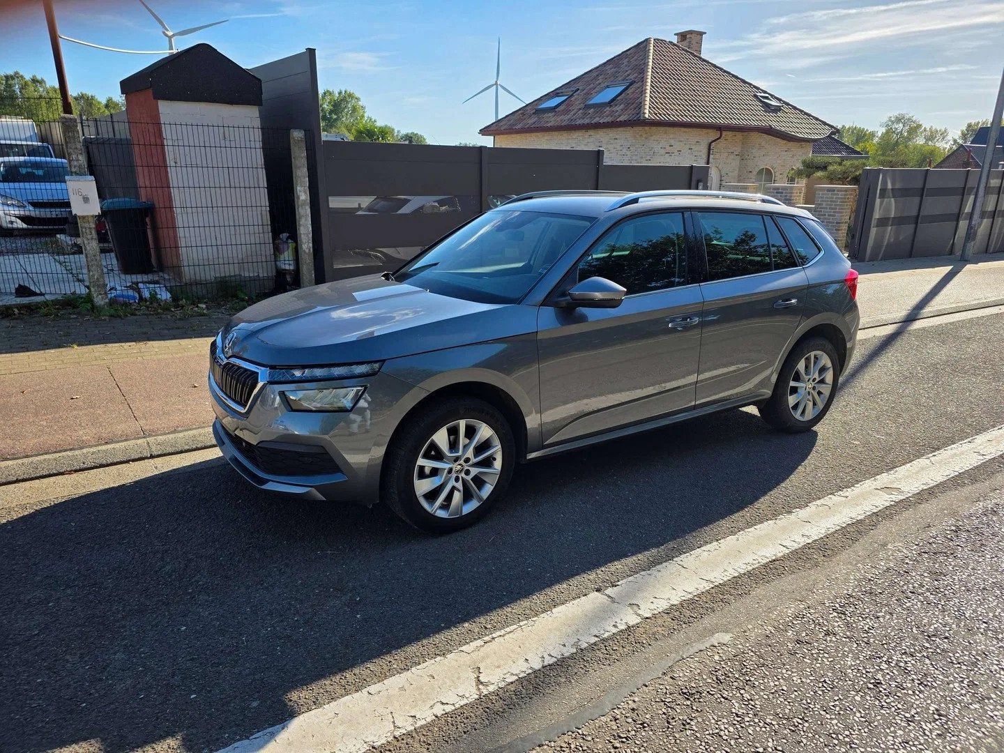 Skoda Kamiq 1.5 TSI DSG 1EIG AUT IN PERFECTE STAAT ! MET G, Autos, Argent ou Gris, Achat, Entreprise, 5 portes