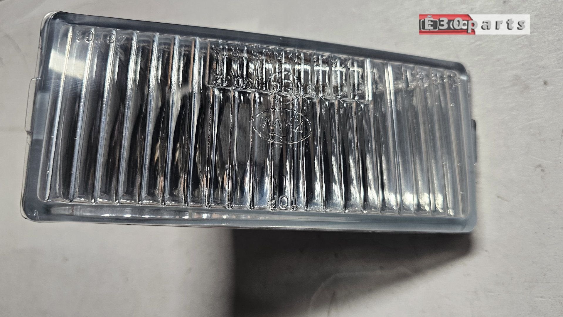 Mistlamp links ZKW nieuw BMW 3 Serie E30  type 1  6317137504, Autos : Pièces & Accessoires, Neuf, -, Origine de la pièce connue