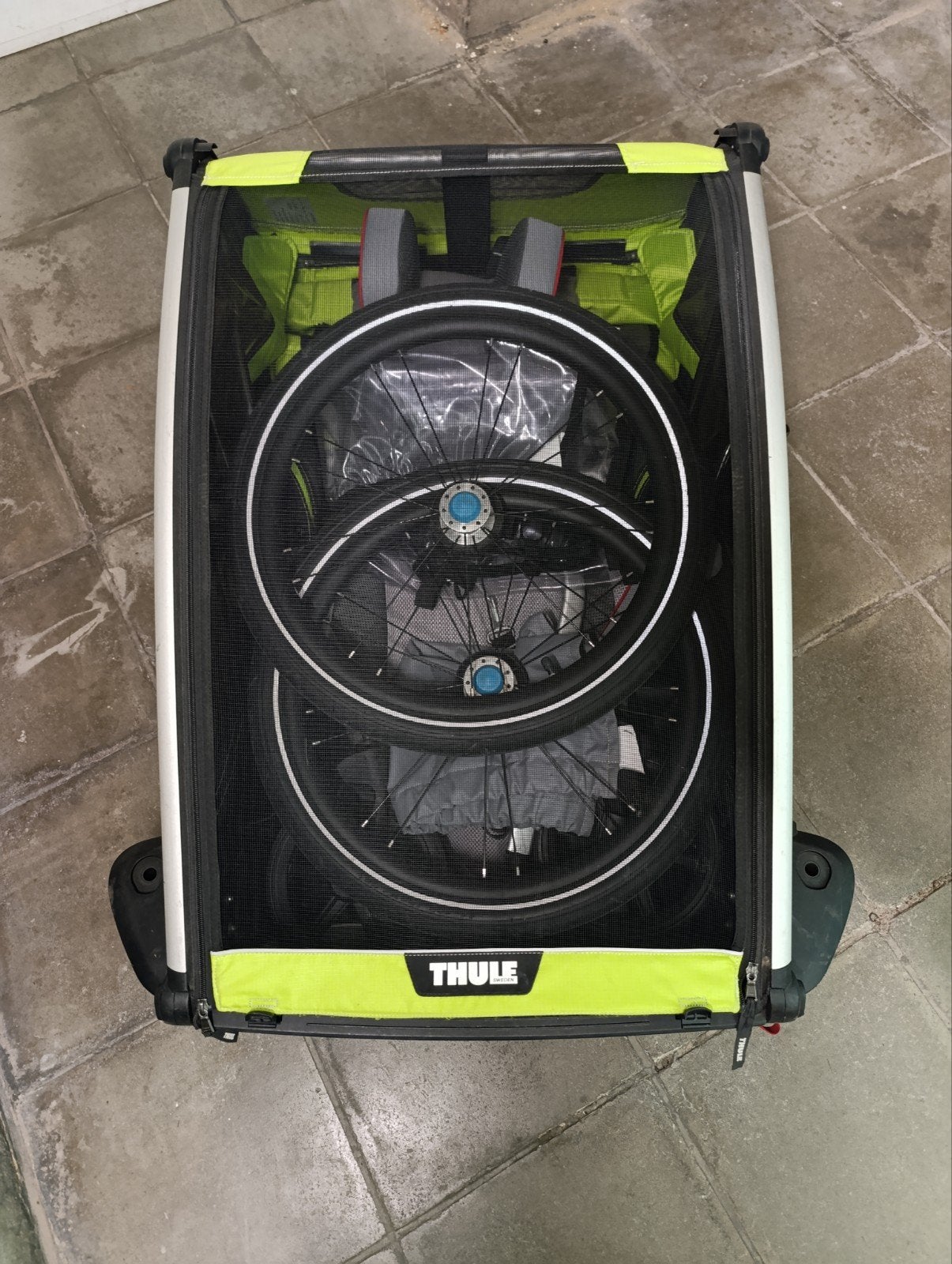 Fietskar Thule Chariot Cab 2 met accessoires, Fietsen en Brommers, Ophalen of Verzenden, Vering