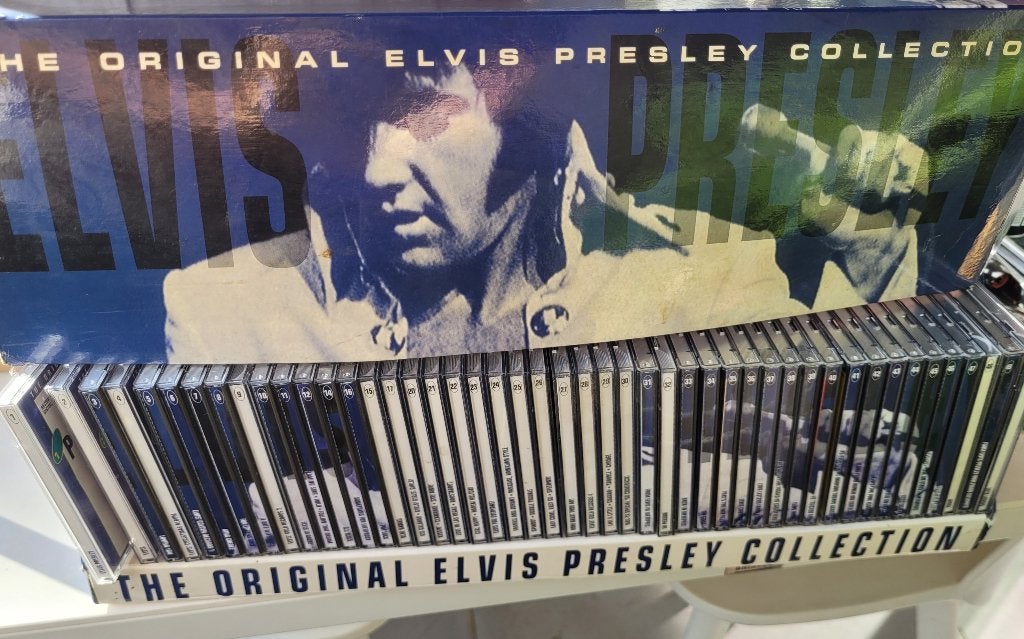 Elvis Presley cd box, Ophalen