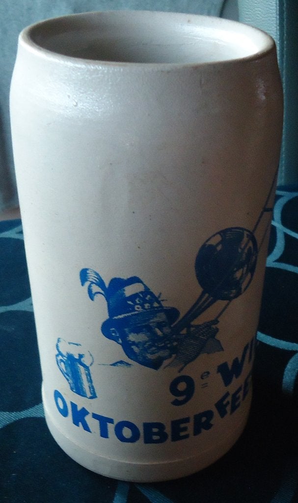 2 pots à bière de Wieze, Envoi, Comme neuf, Chope(s), Autres marques