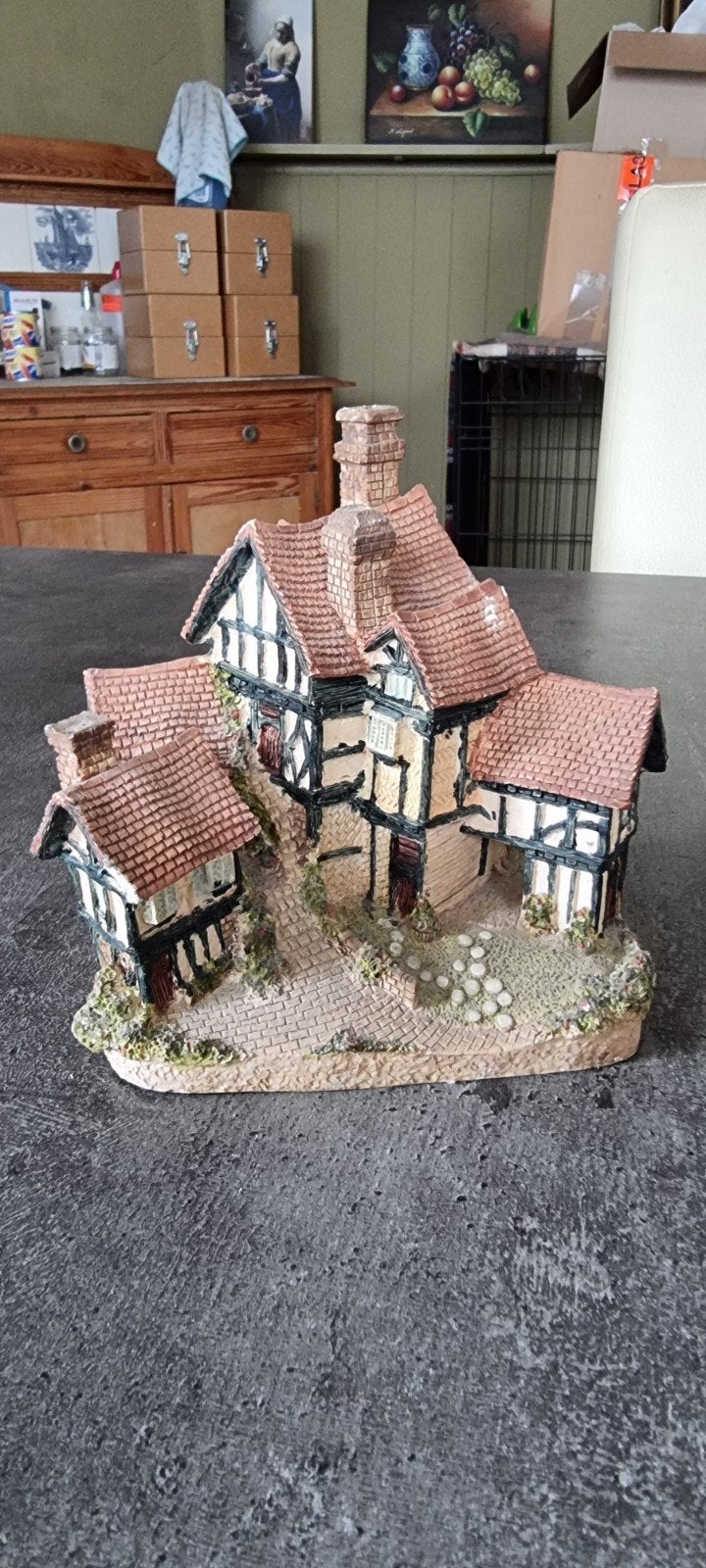 Miniatuur huisje, Ophalen, Zo goed als nieuw