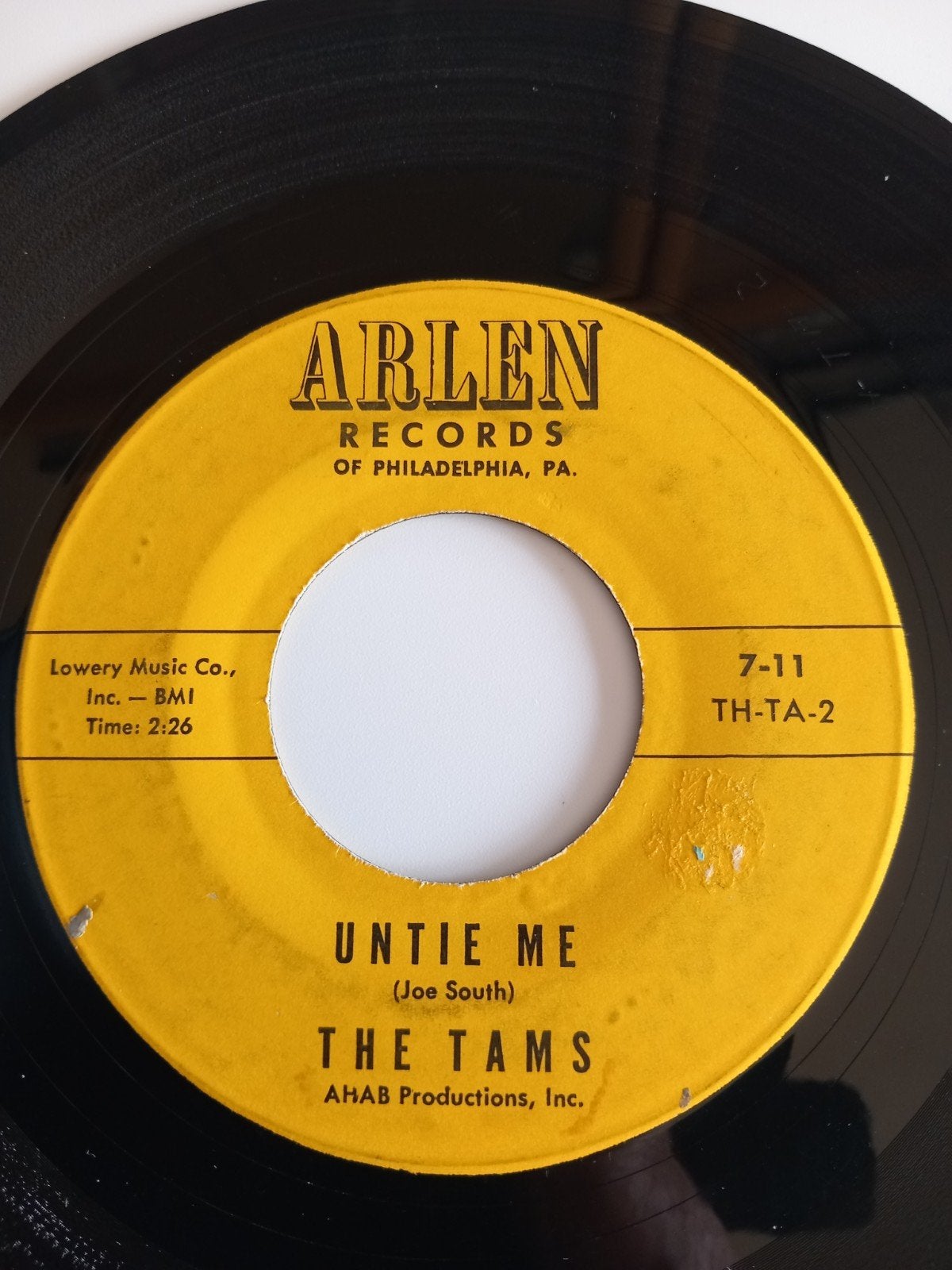 THE TAMS .UNTIE ME + DISILLUSIONED. POPCORN USA 45T, Enlèvement ou Envoi, R&B et Soul