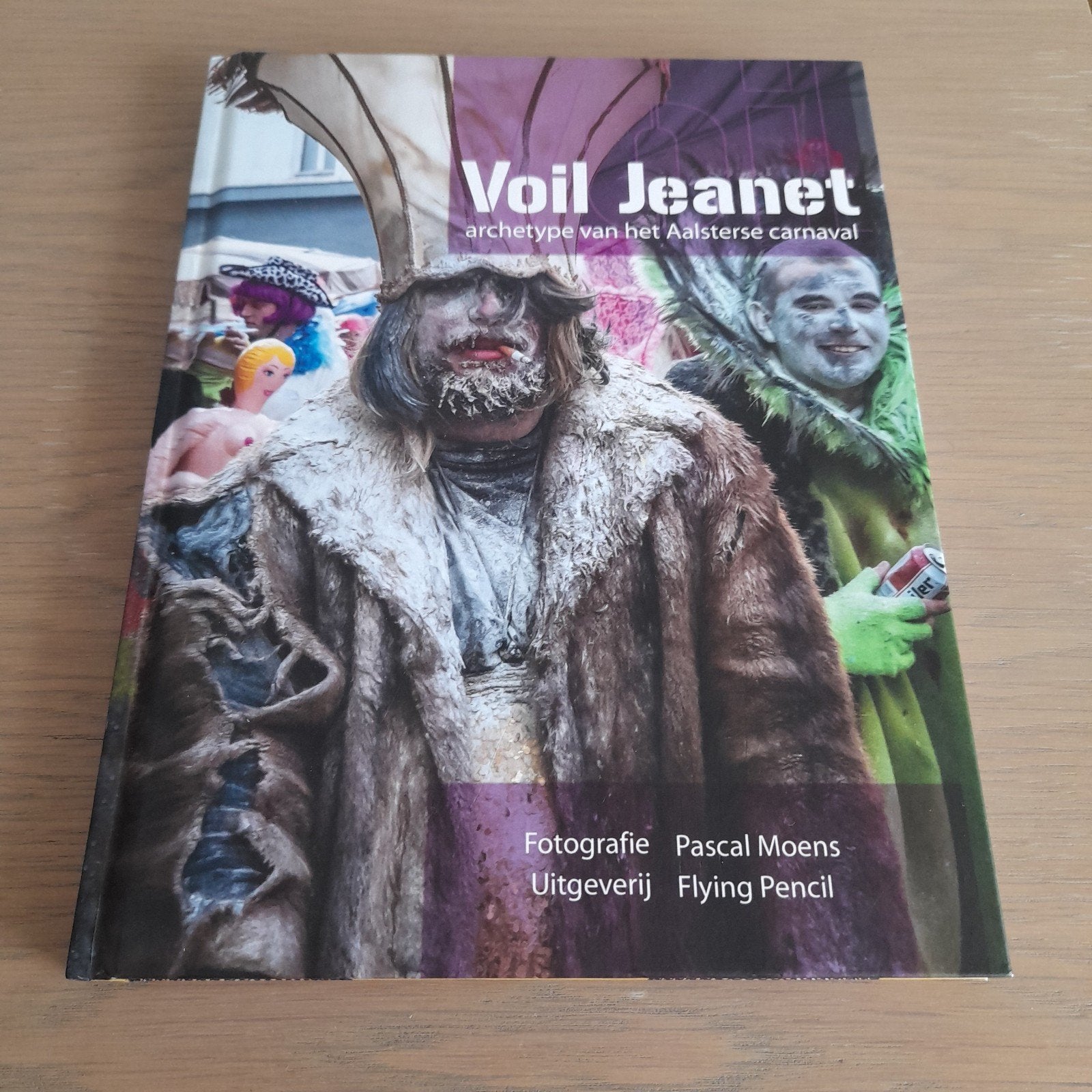 Boek Voil Jeanet archetype van het Aalsterse carnaval., Enlèvement ou Envoi
