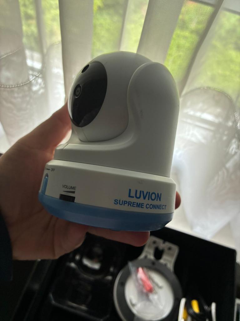 Luvion babyfoon met camera, Ophalen, Zo goed als nieuw
