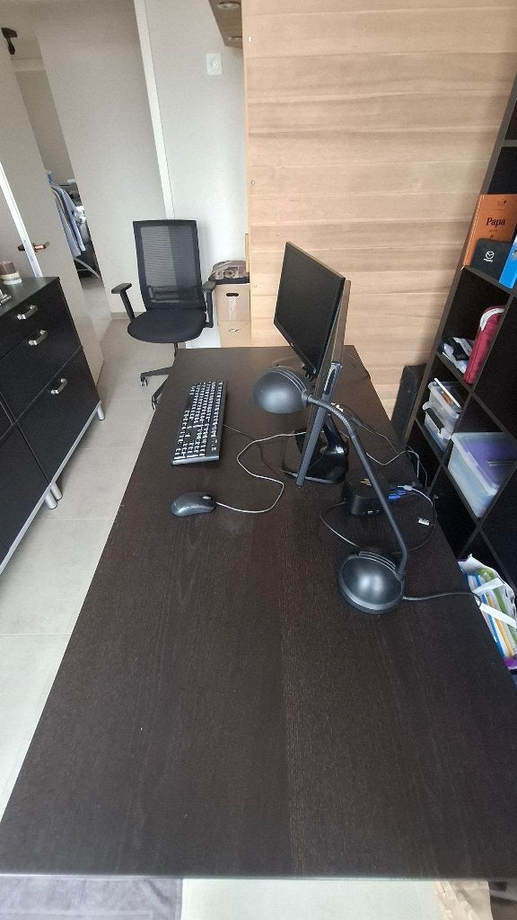 Bureau Ikea - 160 x 80 cm, Maison & Meubles, Bureaux, Utilisé, Bureau d'ordinateur, IKEA, Moderne, Bois, Brun, Démontable, Goulotte de câbles