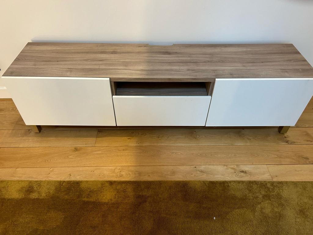 TV Meubel IKEA - NIEUWE PRIJS, Ophalen, 150 tot 200 cm, Zo goed als nieuw, Minder dan 100 cm