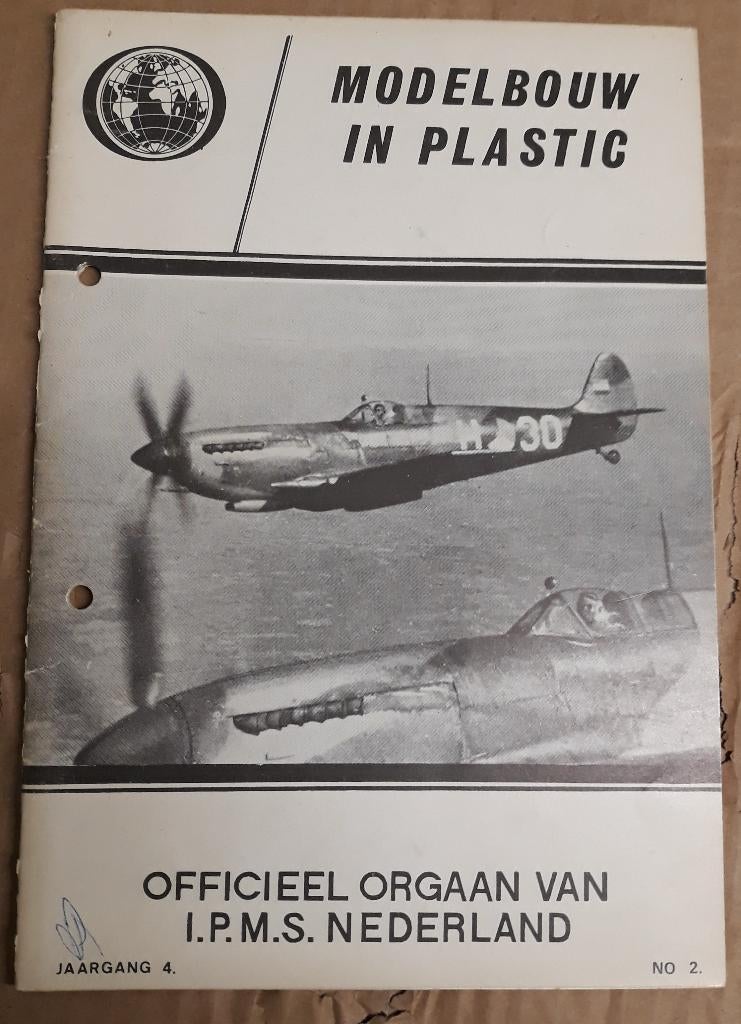 Magazine "Modelbouw in Plastic" artikel Spitfire, Gelezen, IPMS, Ophalen of Verzenden, 1945 tot heden
