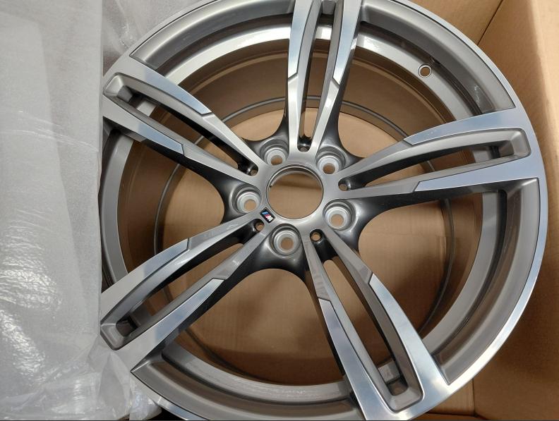 M velg 10 X 19 inch ET40 BMW 2 / 3 / 4 serie F87 F80 F82 F83, Auto-onderdelen, -, -, Banden en Velgen, Nieuw