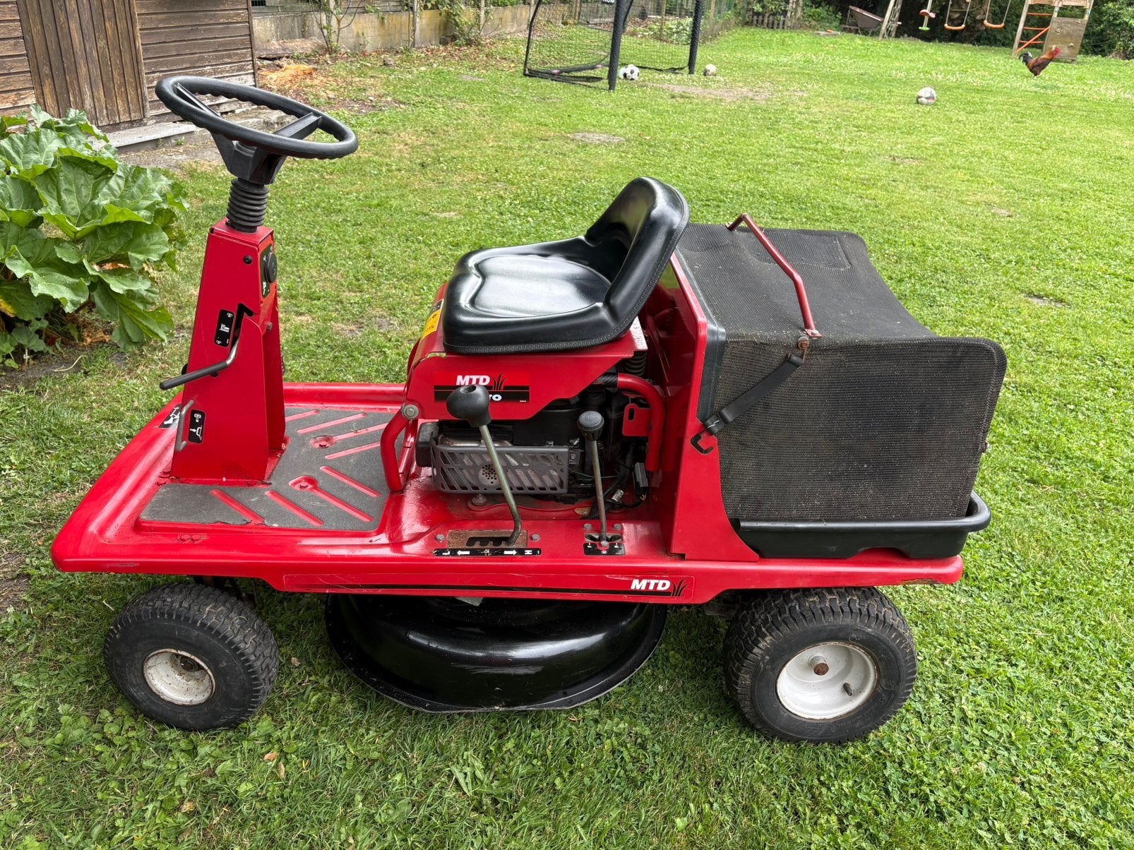 Tracteur tondeuse mtd pinto rouge, Enlèvement, Comme neuf, Bac de ramassage, Moins de 90 cm