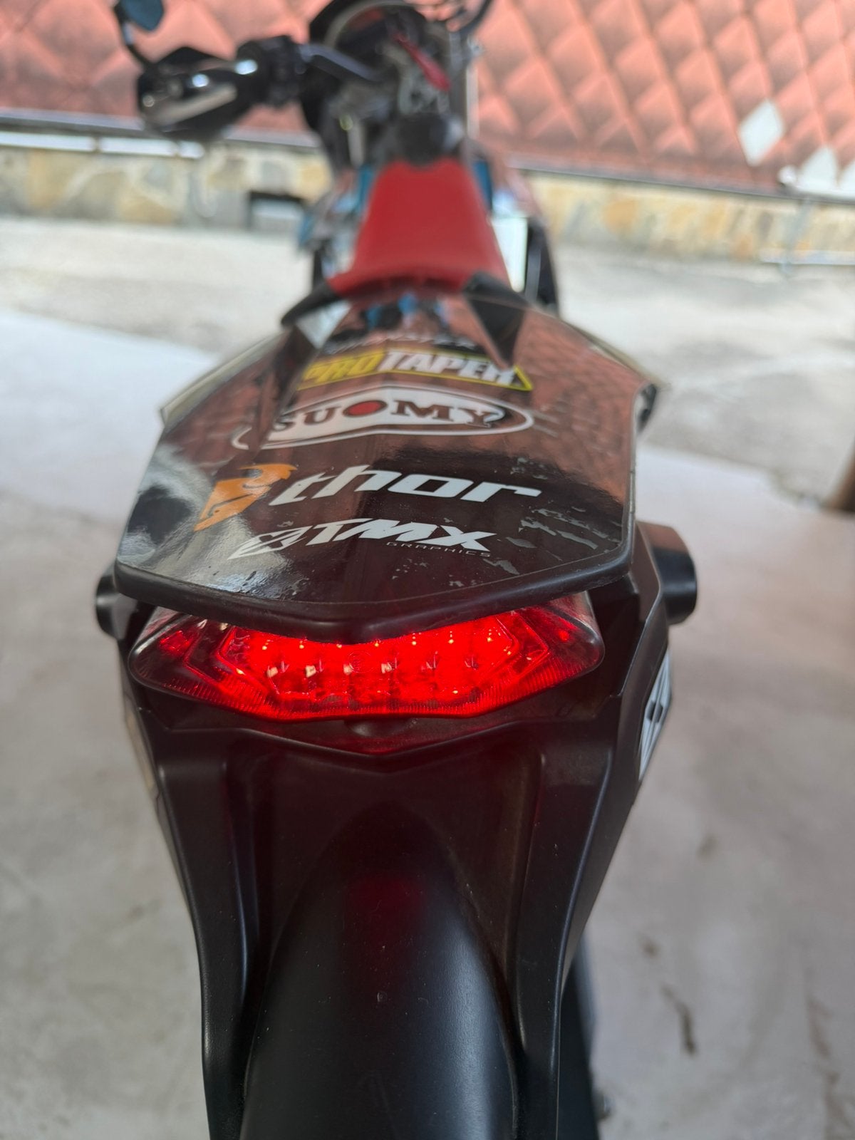 Aprilia sx125 2t, Motoren, Motoren | Honda, Particulier, SuperMoto, 11 kW of minder, 1 cilinder, LED Verlichting, Sportuitlaat