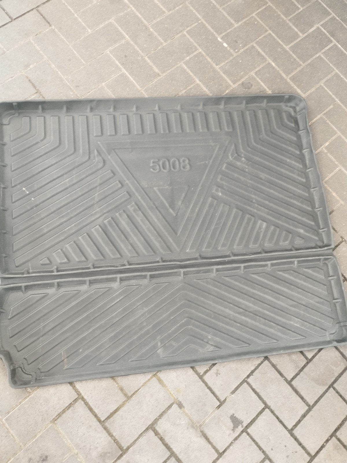 Koffermat Peugeot 5008, Ophalen