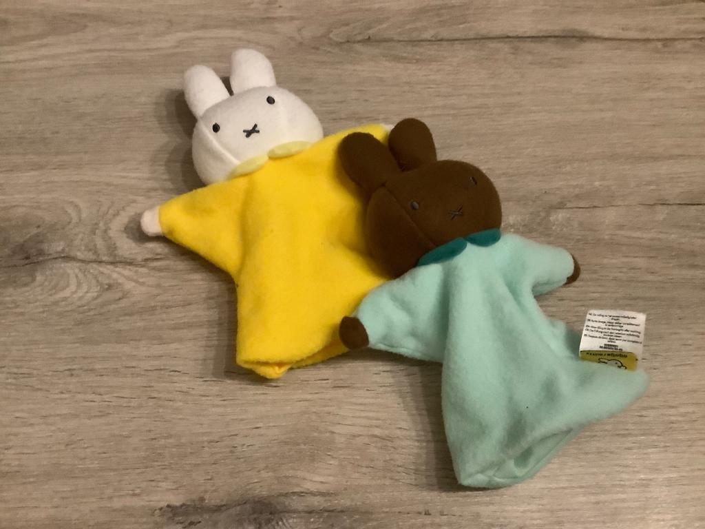 Nijntje verschillende handpoppen (24 cm), Ophalen of Verzenden, Zo goed als nieuw, Overige typen