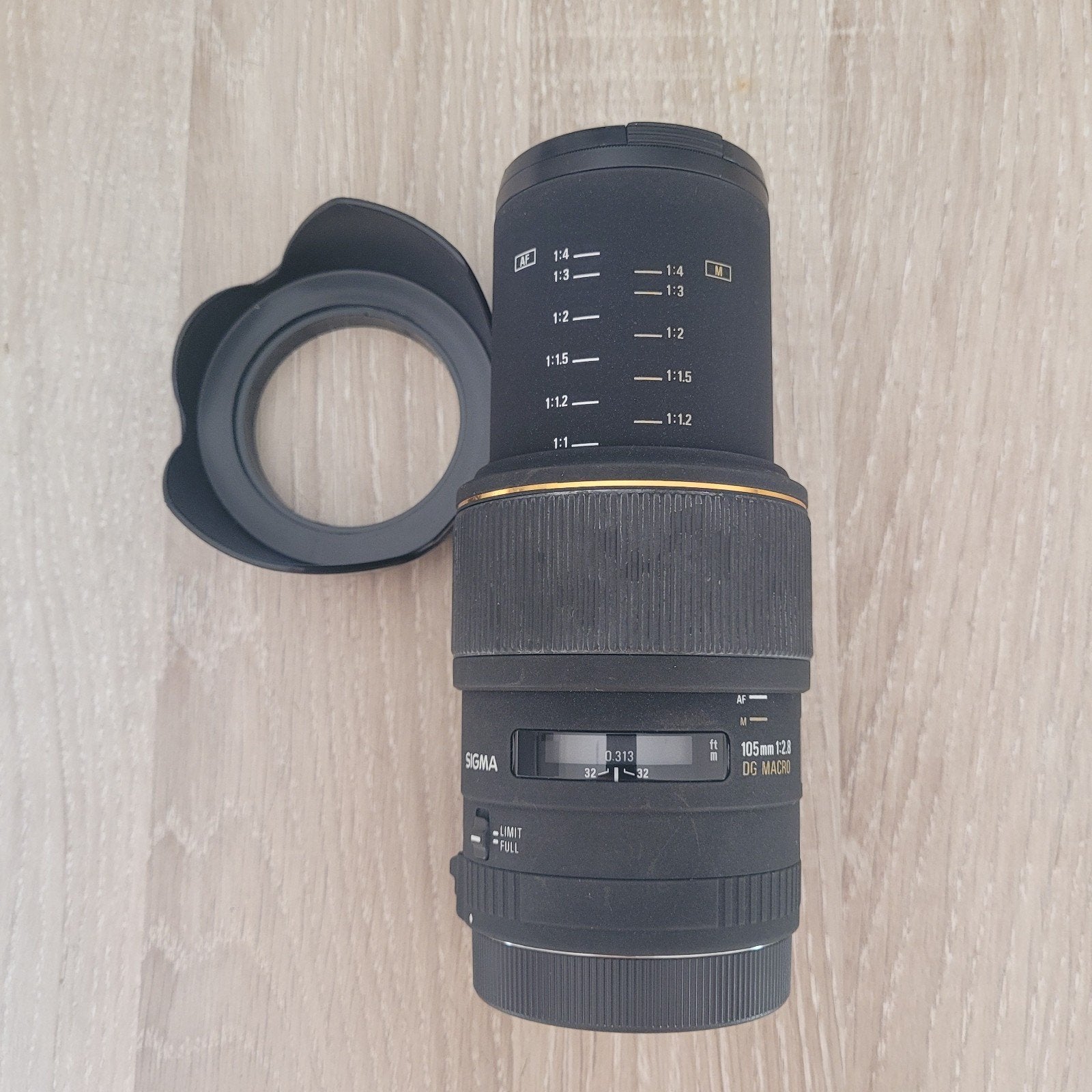 Objectif Sigma 105mm 1:2.8 dg macro EX Monture Canon, Sigma, Comme neuf, Filtre inclus, Enlèvement ou Envoi
