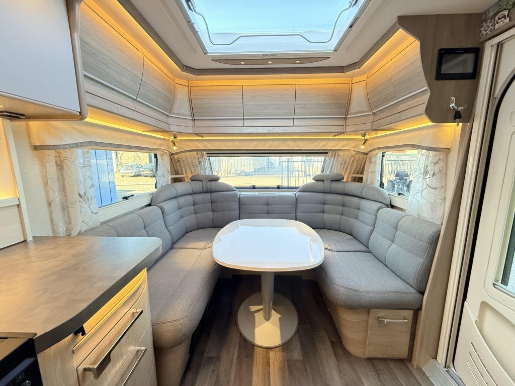 Kabe Royal 520 XL, Caravans en Kamperen, Caravans, Rondzit, Bedrijf, Kabe, 6 tot 7 meter