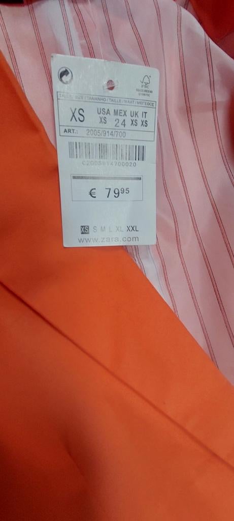 Blazer zara neuf jamais porté... TROC Possible AUSSI, Enlèvement