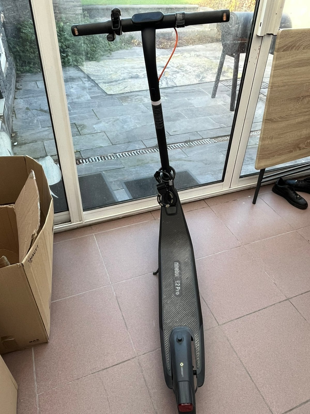 Ninebot E2 pro à vendre, Enlèvement, Comme neuf, Step électrique (E-scooter)