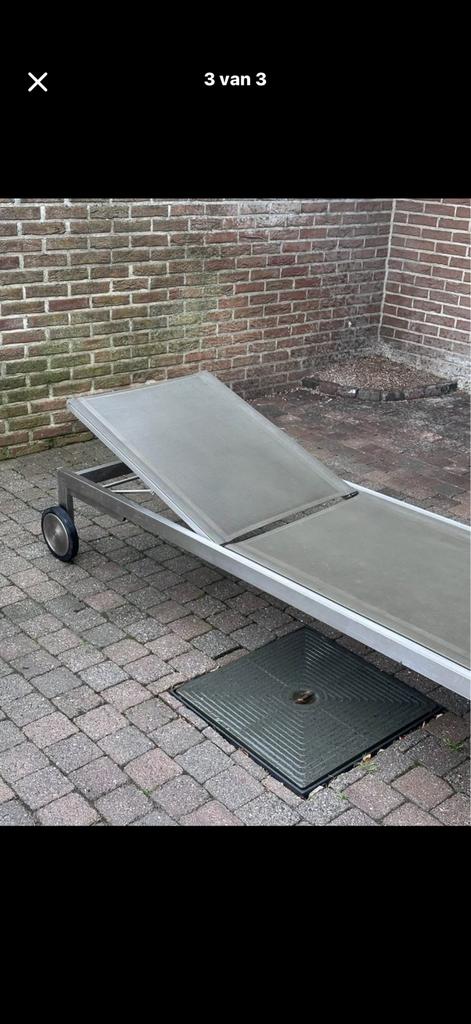 Inoxen ligbank, Ophalen, Zo goed als nieuw