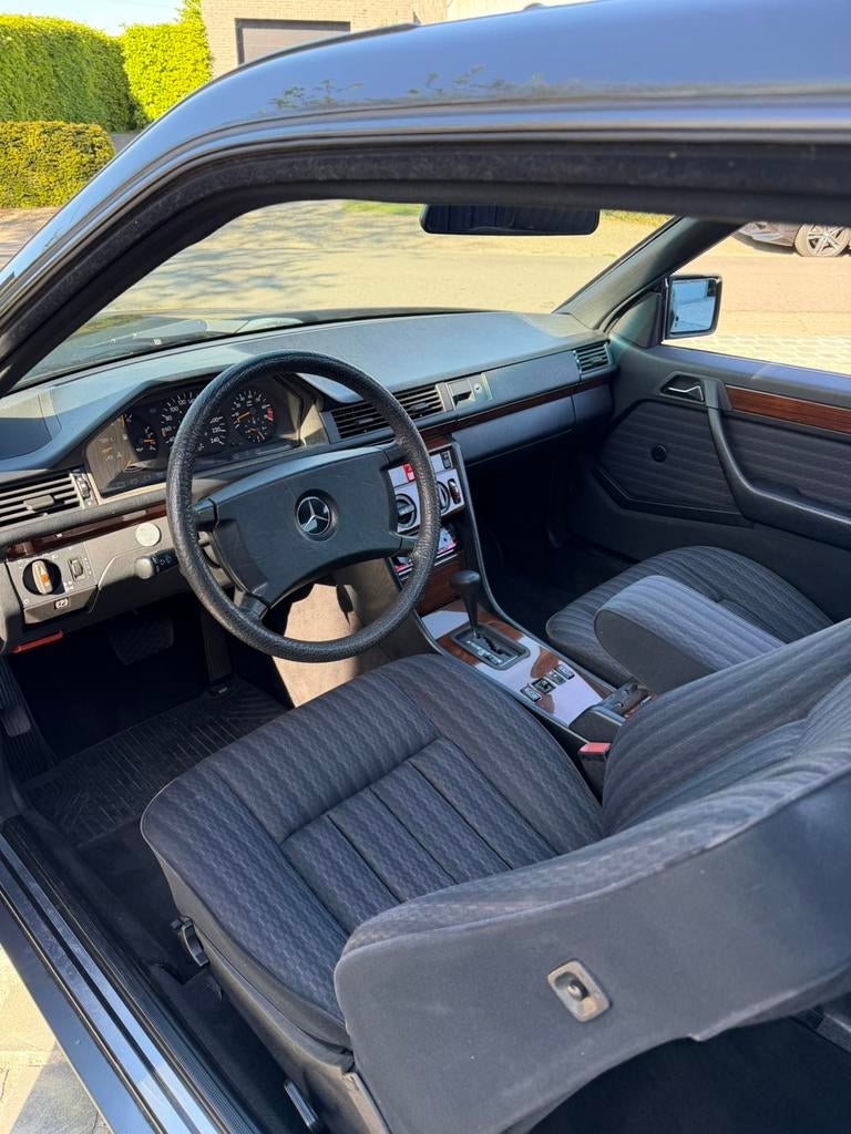 300CE COUPE w124 AUTOMAAT, foto 9