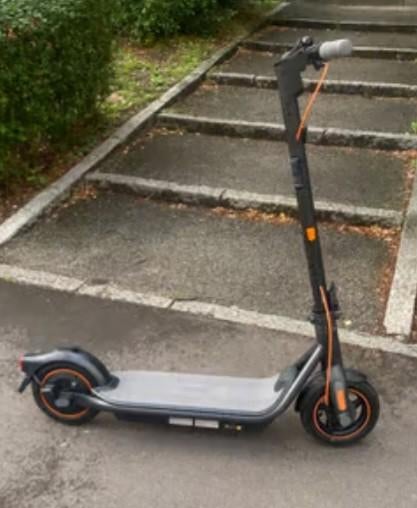 Trottinette segway f65i 280euro rien rouler 70km