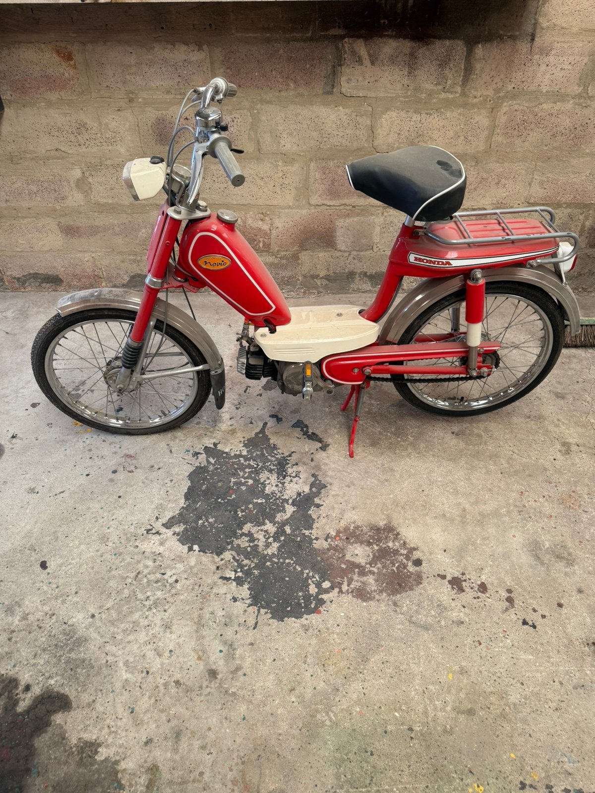 Honda novio, Enlèvement