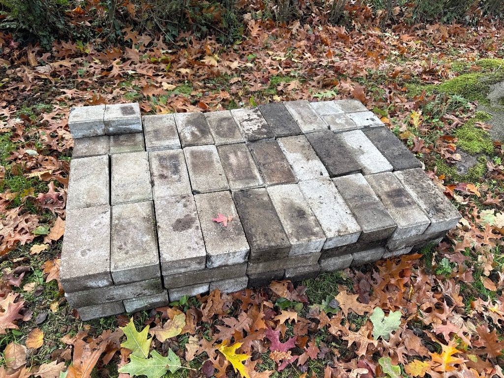 Gratis betonklinkers 90 stuks, Jardin & Terrasse, Béton, Enlèvement, Utilisé, Briques