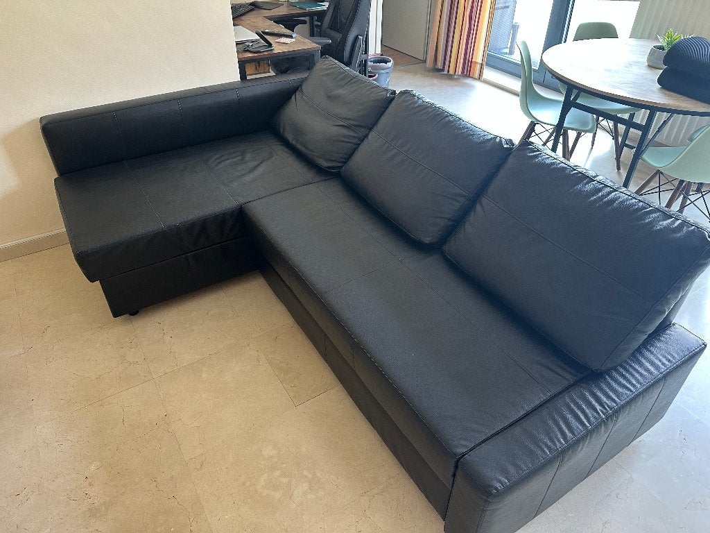 IKEA FRIHETEN canapé-lit d’angle noir avec rangement, Trois personnes, 150 cm ou plus, 200 à 250 cm, Synthétique