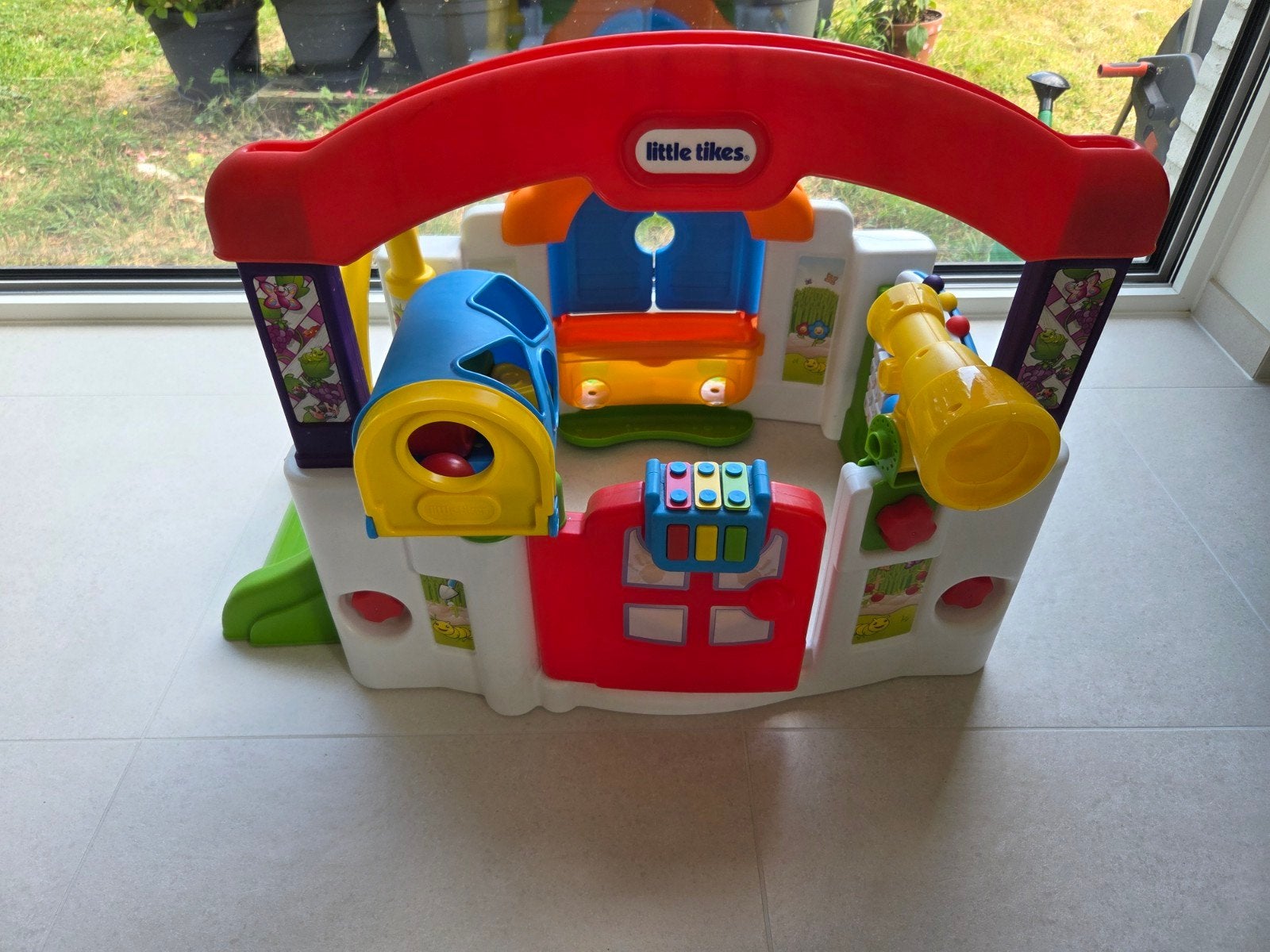 Little tikes activity huisje, Kinderen en Baby's, Speelgoed | Babyspeelgoed, Zo goed als nieuw, Babygym, Met geluid, Ophalen
