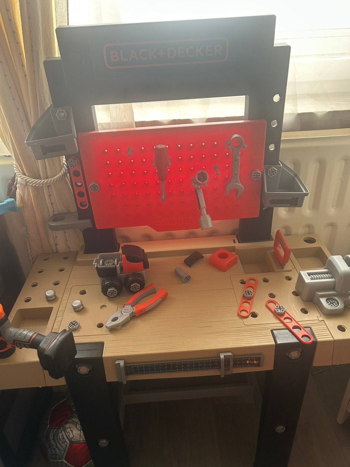 Etabli. Black & Decker enfant, Enlèvement, Comme neuf