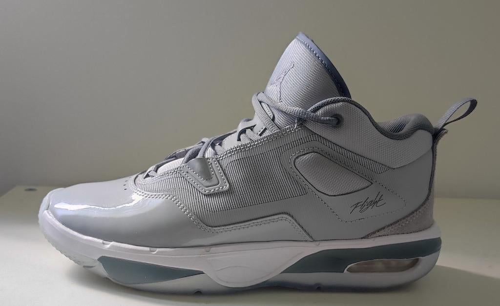 Jordan Stay Loyal 3 - 42 comme neuves, Vêtements | Hommes, Chaussures, Enlèvement ou Envoi, Comme neuf, Blanc, Jordan
