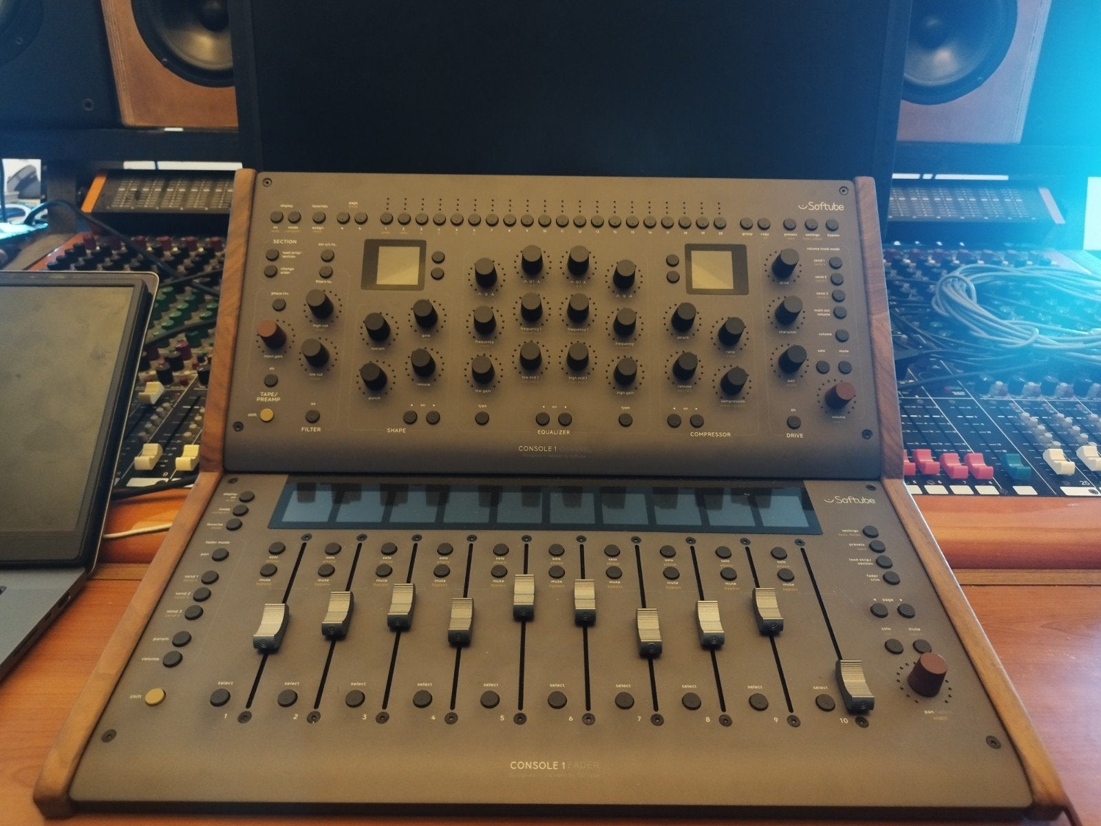 softube console 1 mkIII te koop, Muziek en Instrumenten, Midi-apparatuur, Ophalen of Verzenden, Zo goed als nieuw