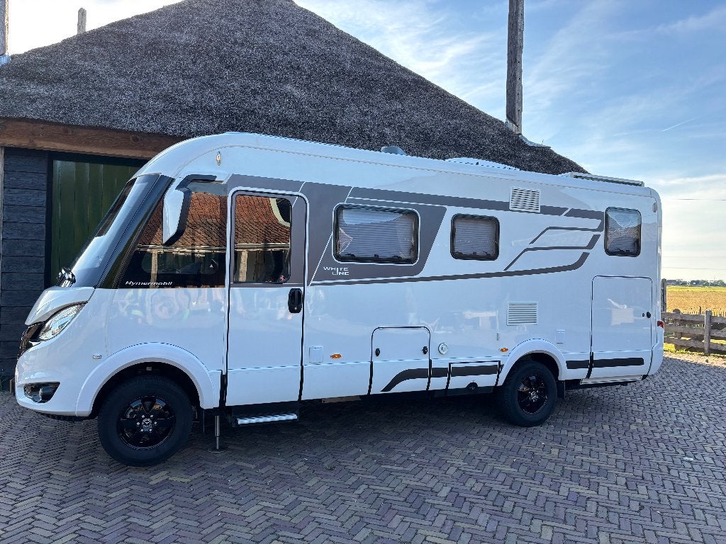 HYMER BMC-I 600 WhiteLine –sept23 – 17.230 km – Full Otions-, Verwarmde buitenspiegels, Vloeistofverwarming, Diesel, Particulier