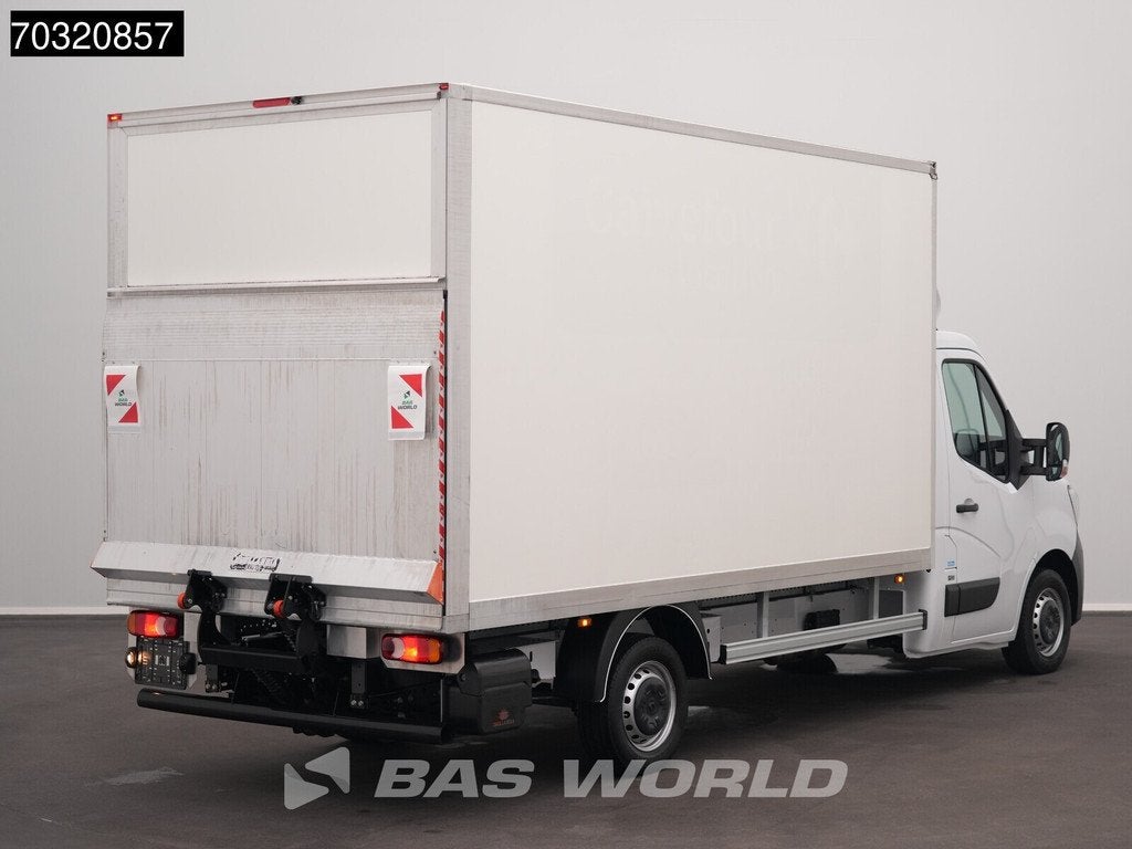 Renault Master 145PK Laadklep Bakwagen LED Navi Airco Cruise, Auto's, Bestelwagens en Lichte vracht, Stof, Gebruikt, 4 cilinders