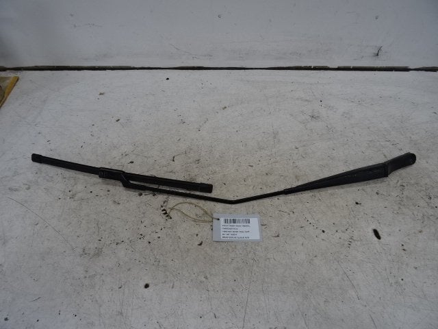 BRAS ESSUIE-GLACE AVANT DROIT Volkswagen Caddy IV, Volkswagen, Volkswagen AG, Utilisé, Kundenbetreuung@volkswagen.de