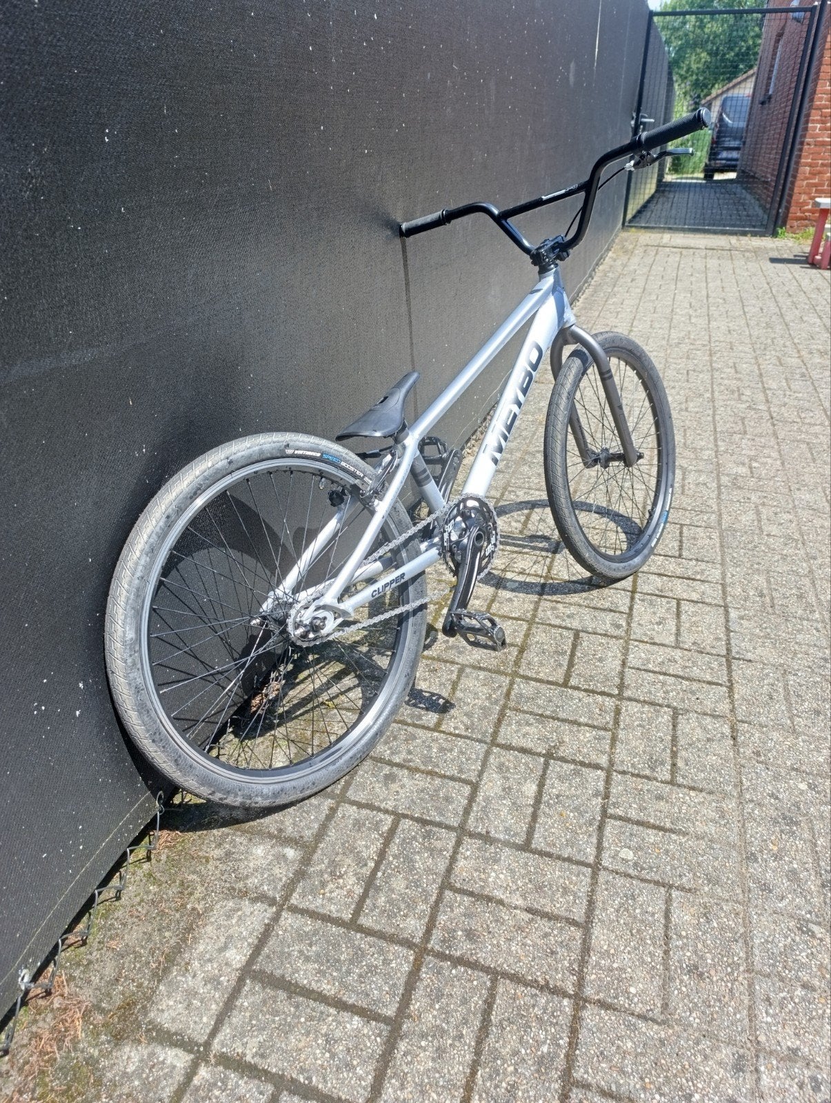 Meybo Clipper 24 inch cruiser, Enlèvement