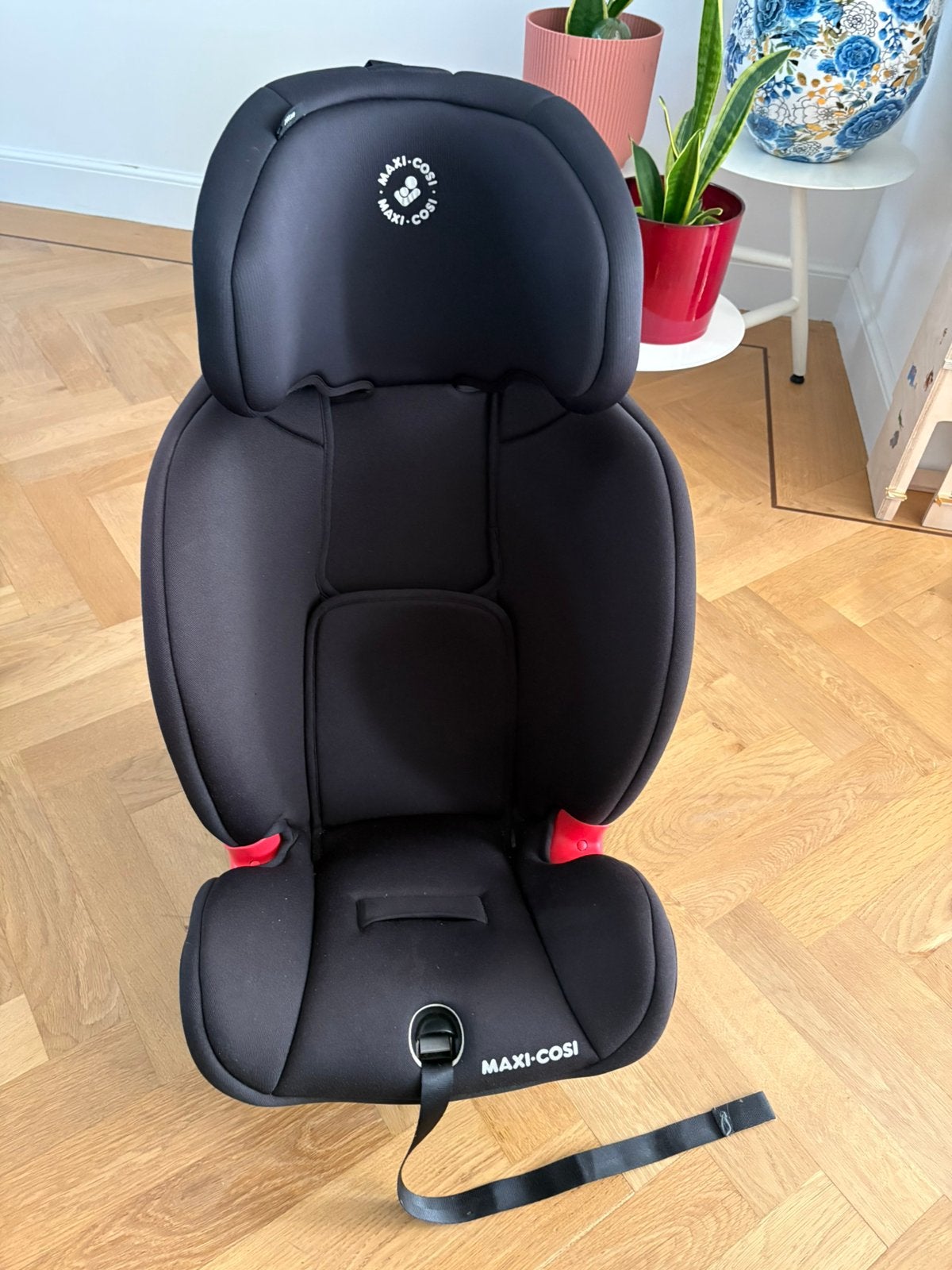 Maxi-Cosi Titan Basic Black 11 maand tot 12 jaar (isofix), Enlèvement, Utilisé, Maxi-Cosi, Isofix