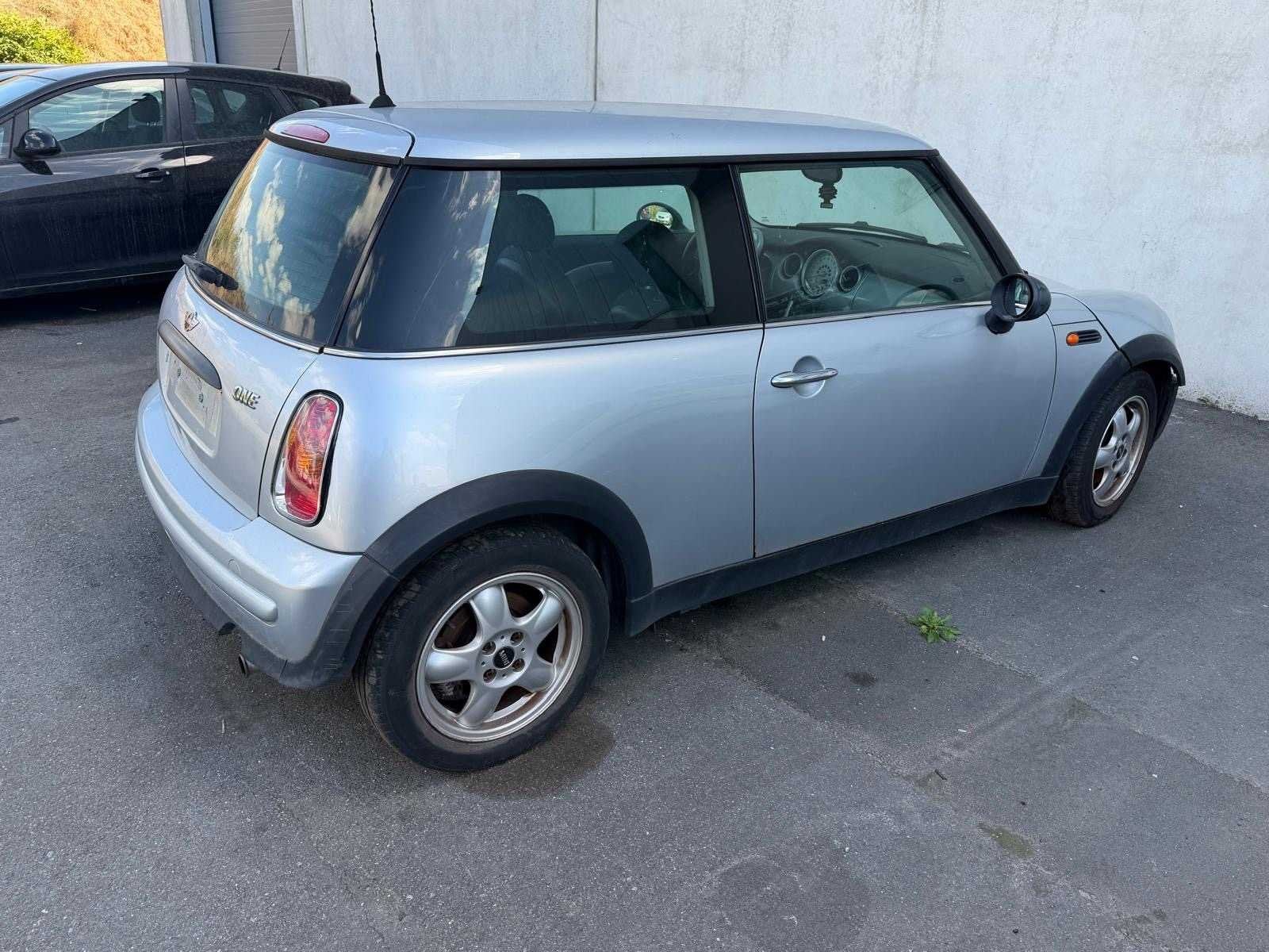 Mini voiture voyageurs 2003, Autos, Achat, Entreprise, Autres carburants, Autre carrosserie