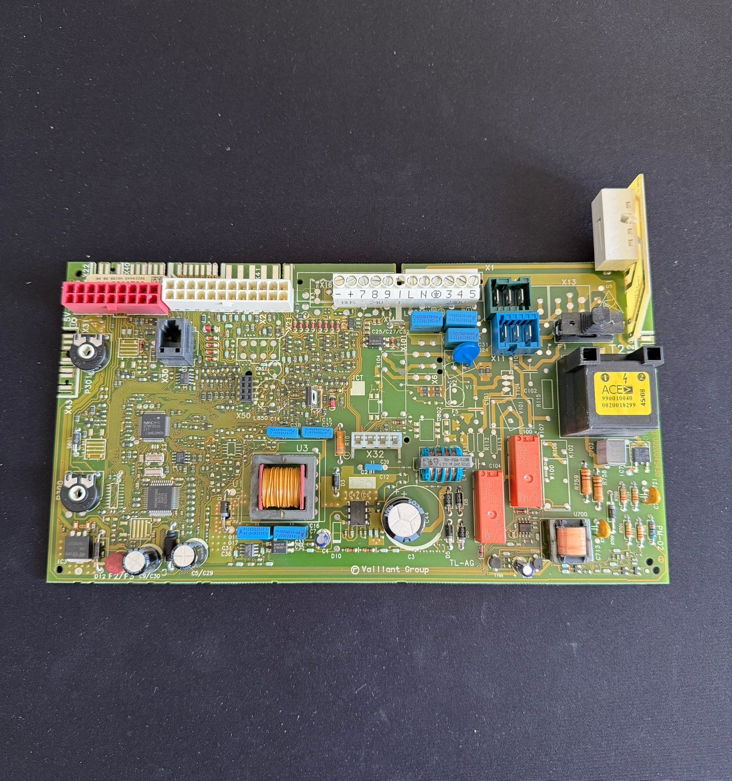 Carte mère chaudière Vaillant turboTEC pro, Enlèvement ou Envoi, Utilisé