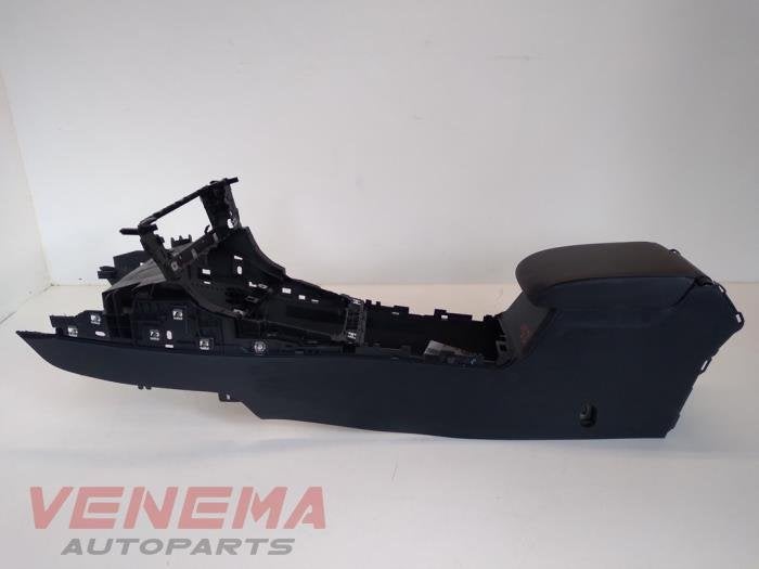 Console centrale d'un Volkswagen Golf, Volkswagen, -, 3 mois de garantie, Utilisé
