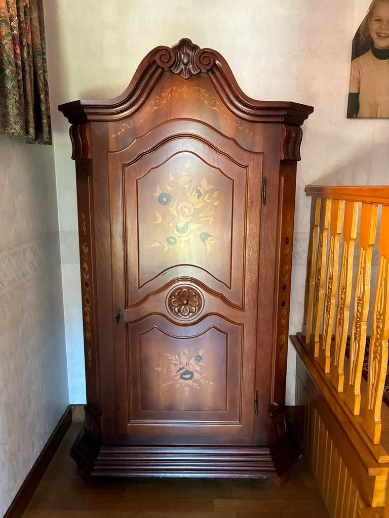 mooie (kleer)kast, Ophalen, 200 cm of meer, 75 cm of meer, 150 tot 200 cm