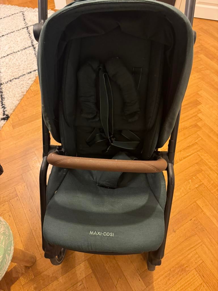 Maxi Cosi Leona2 poussette buggy  a repare(2 roue avant), Enlèvement, Comme neuf