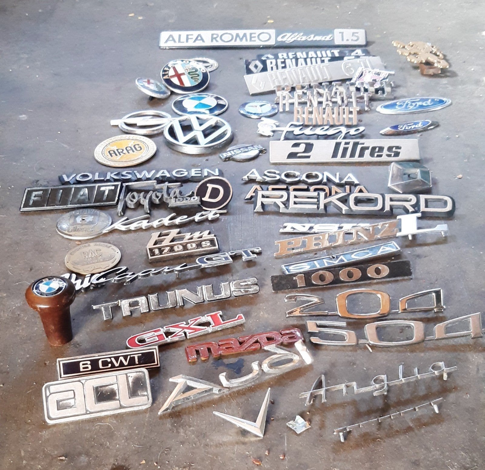 Auto emblemen, Ophalen of Verzenden, Voor