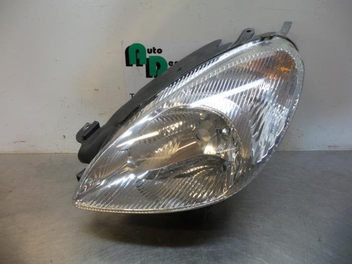 Phare gauche d'un Citroen Xsara Picasso, -, Utilisé, -, -