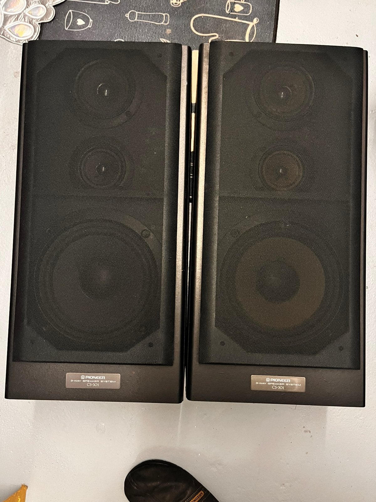 Pioneer CS-301, TV, Hi-fi & Vidéo, Câbles inclus, 60 à 120 watts, Enlèvement, Enceintes stéréo