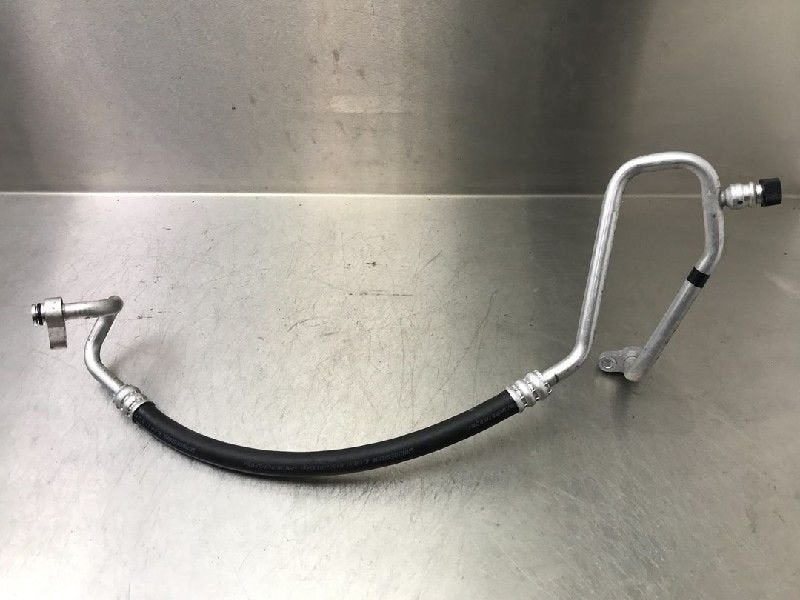 AIRCO LEIDING Suzuki Swift (ZC / ZD) (01-2017/-), Suzuki-Allee 7
64625  Bensheim, DE, Gebruikt, Suzuki Deutschland GmbH, Kontakt@suzuki.de