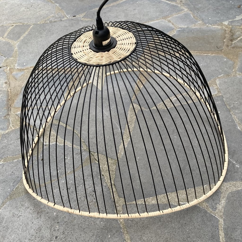 Suspension SEMA Design Ø 62 cm – Métal noir & fibre tressée, Maison & Meubles, Lampes | Suspensions, Neuf, Contemporain, Design, Moderne