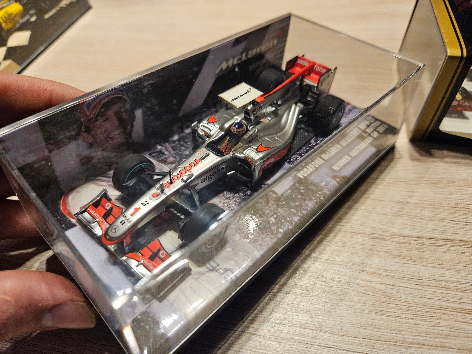 minichamps vodafone McLaren mercedes mp4-25, Enlèvement ou Envoi, Comme neuf, Autres types, MiniChamps