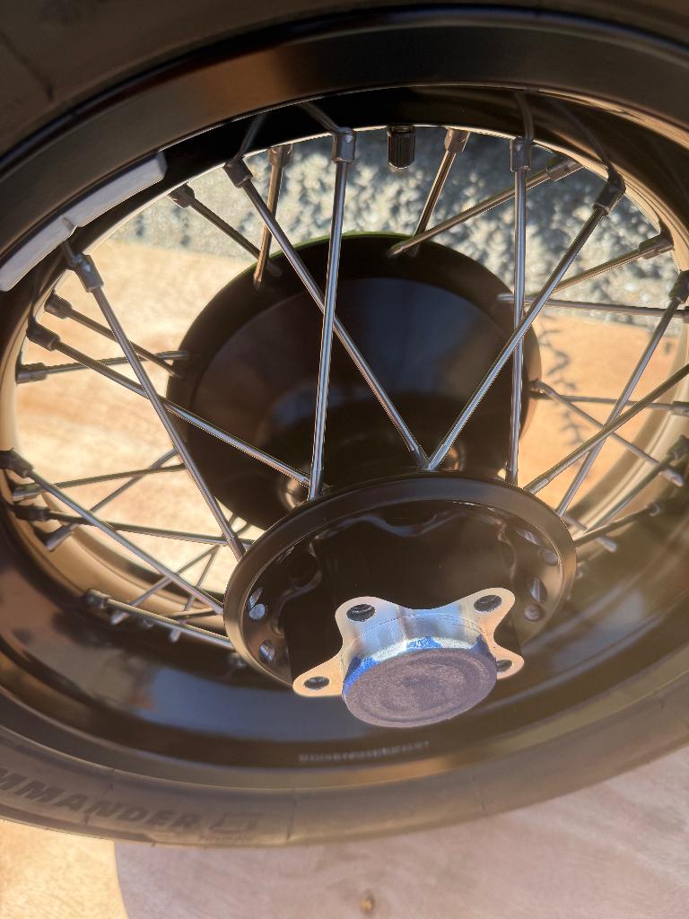 roues, Motos, Enlèvement ou Envoi, Utilisé