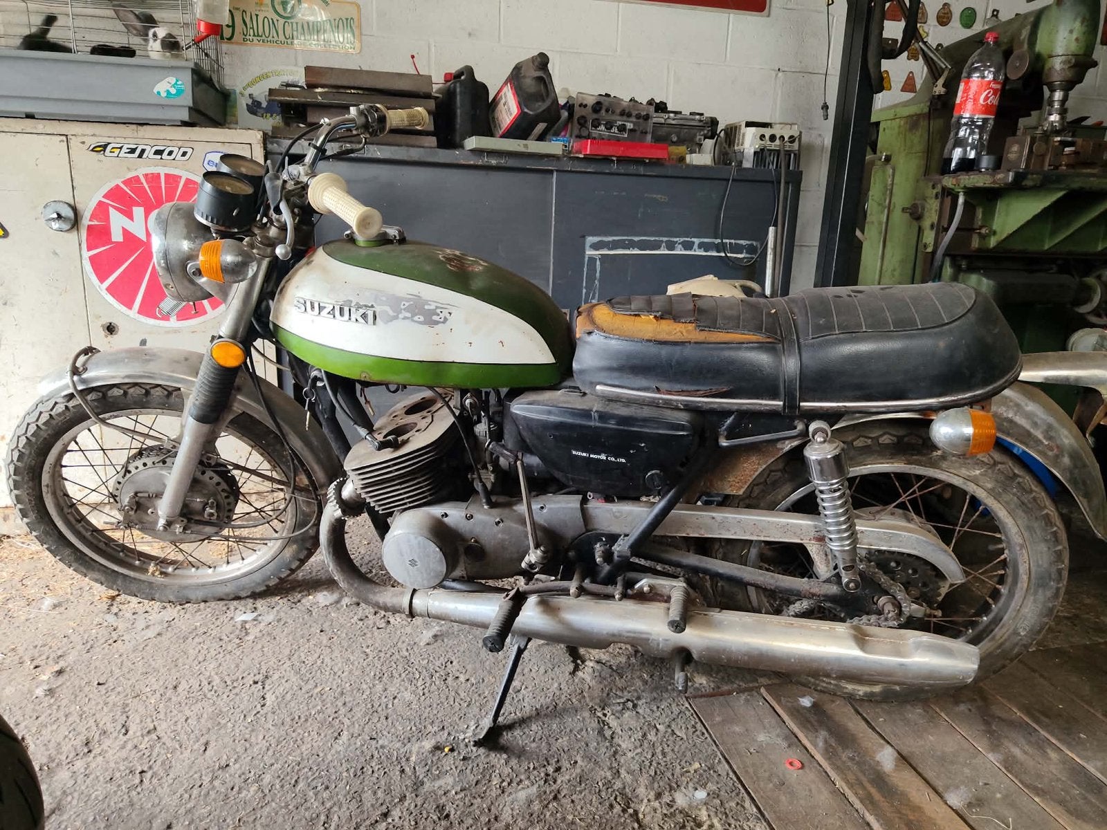 Suzuki T500 1972, Particulier, 500 cm³