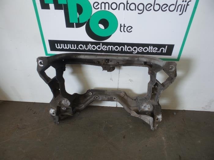 Subframe van een Mercedes CLK (CLK-Klasse 02-), Gebruikt, -, Ophalen of Verzenden, -